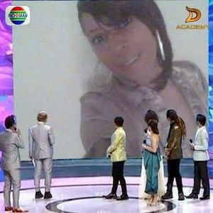 Meet your Posher, Renee